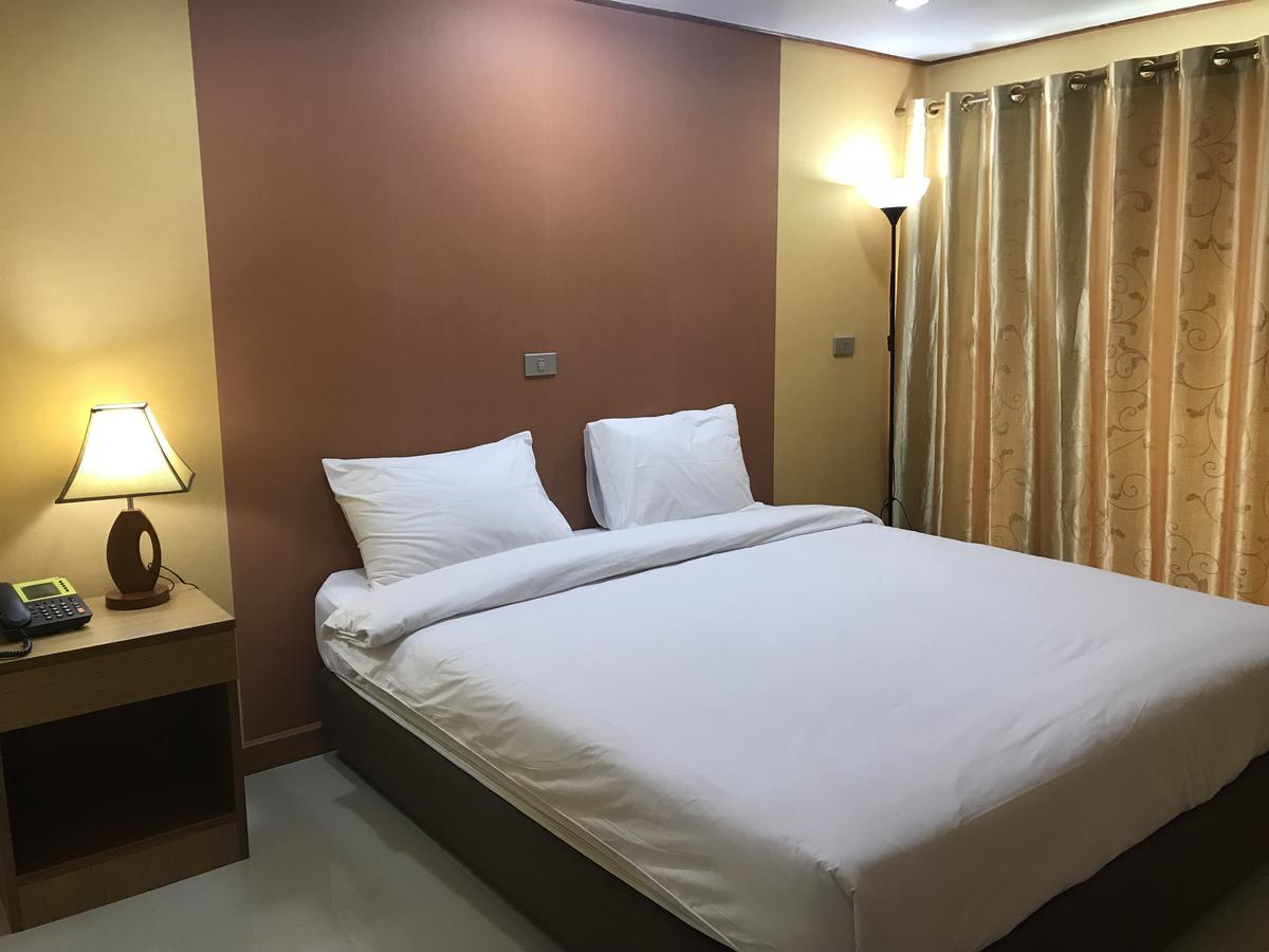 Toh Buk Seng Ayutthaya Hotel Exterior photo